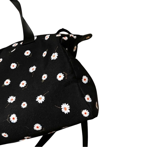 ALICE AND OLIVIA Daisy Print Overnighter Duffle Bag - Picture 9 of 13